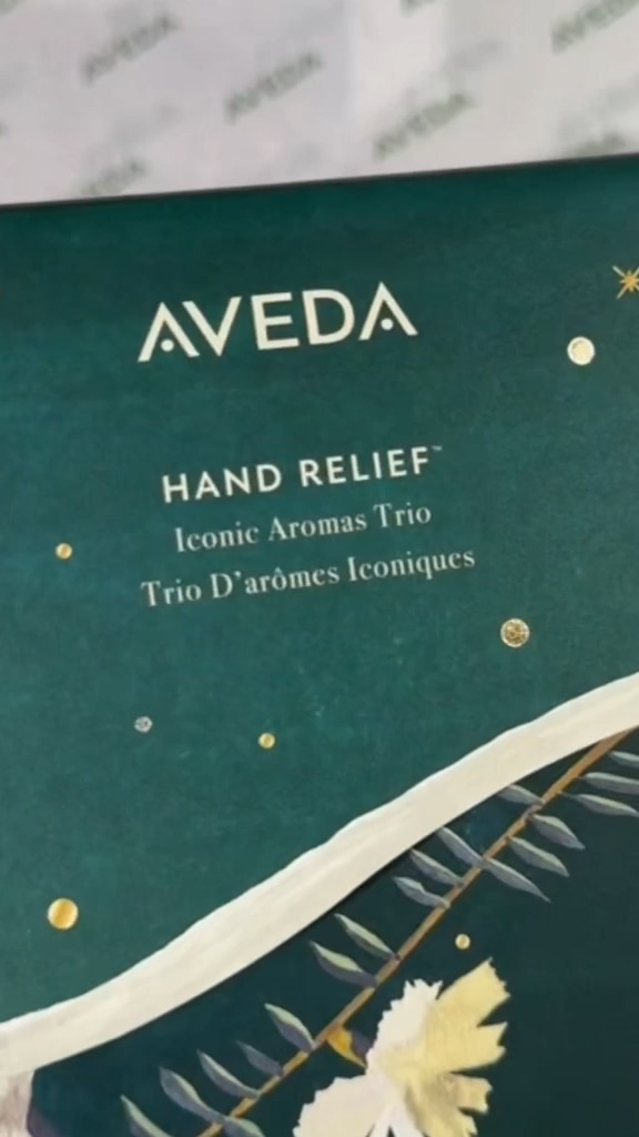 Take a peek inside our hand relief set